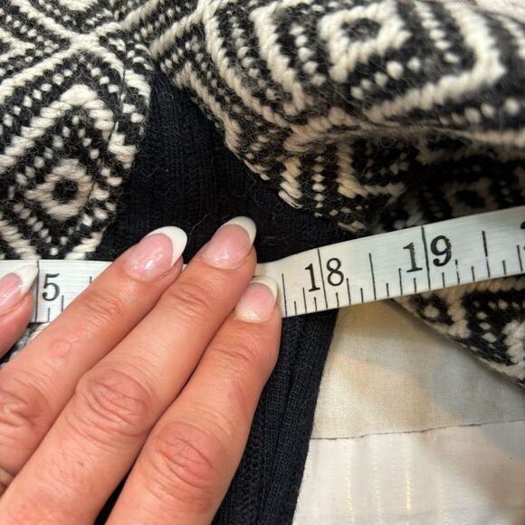 Ladies Donna Degnan Brand Wool Blend Black and White Geomtric Print Jacket 6 - Picture 7 of 12